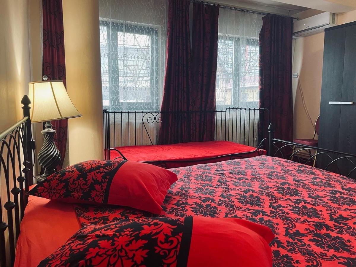 Pensiunea Texas Self Check-In Клуж-Напока Екстер'єр фото